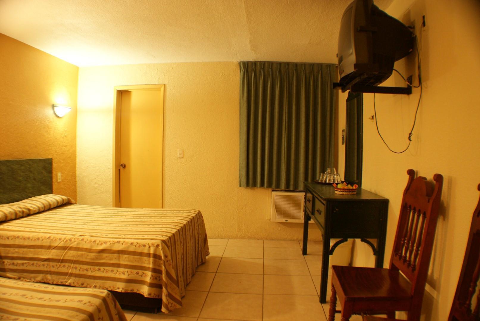 Hotel Latino Guadalajara Exteriér fotografie
